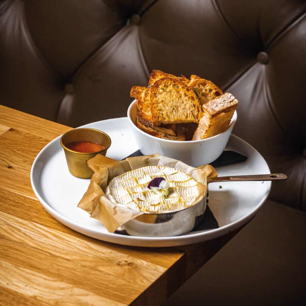 Skips Sea Food Bar & Grill